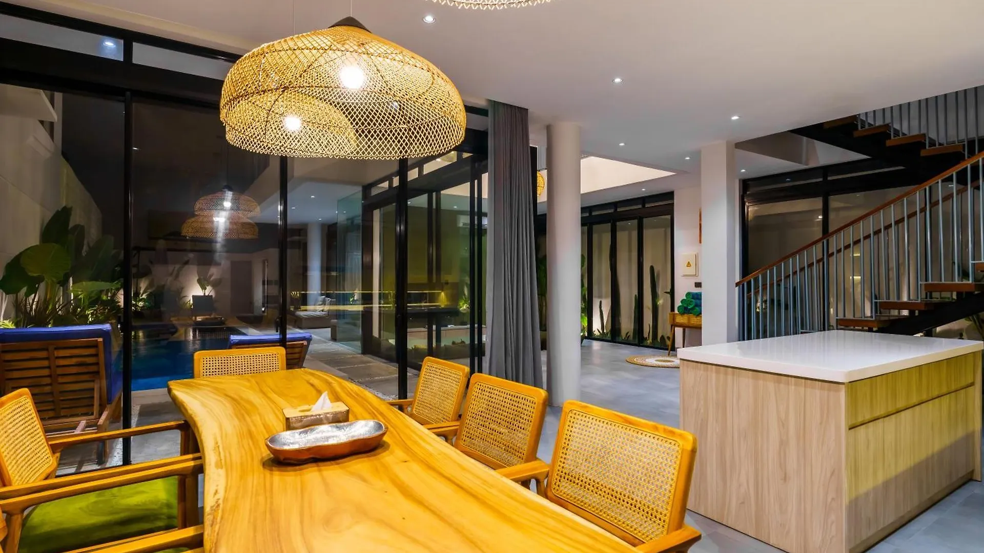 New 3 Bedroom Villa With Rooftop Central Seminyak Indonesia